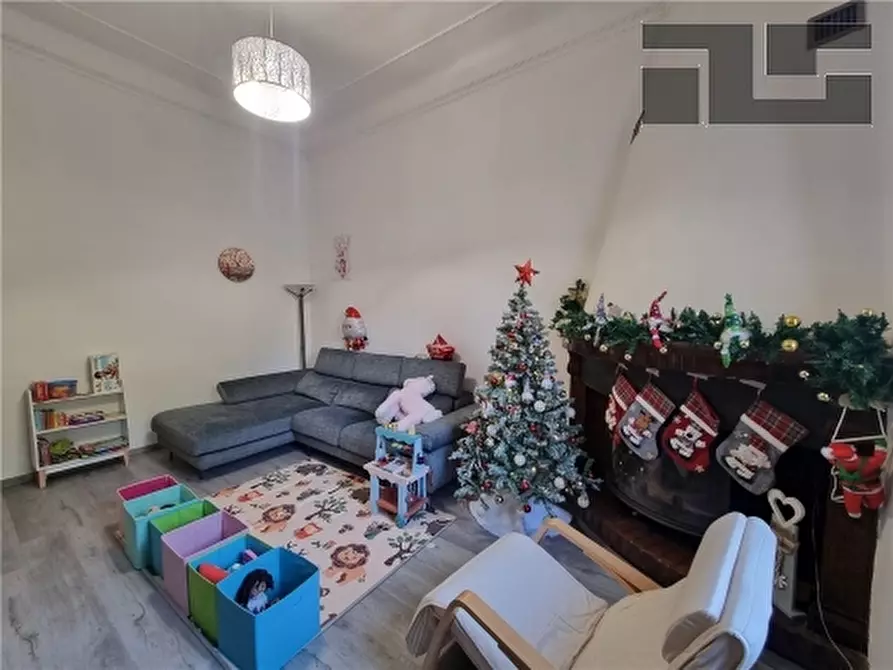 Immagine 4 di Appartamento in vendita  a Fiesole