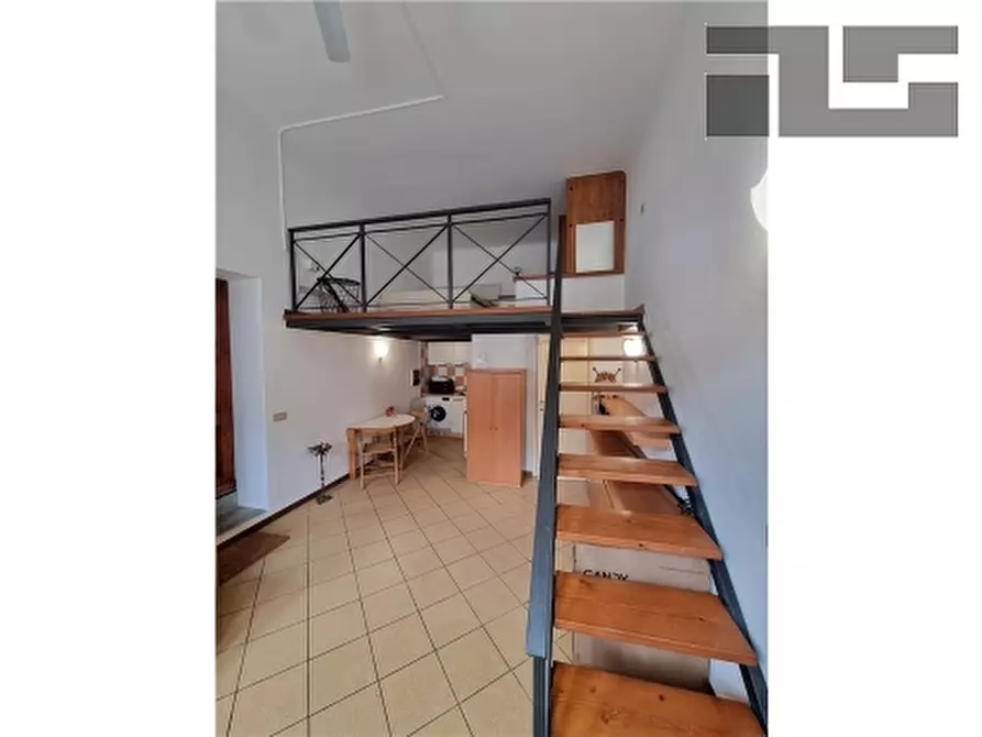 Immagine 1 di Appartamento in affitto  a Firenze