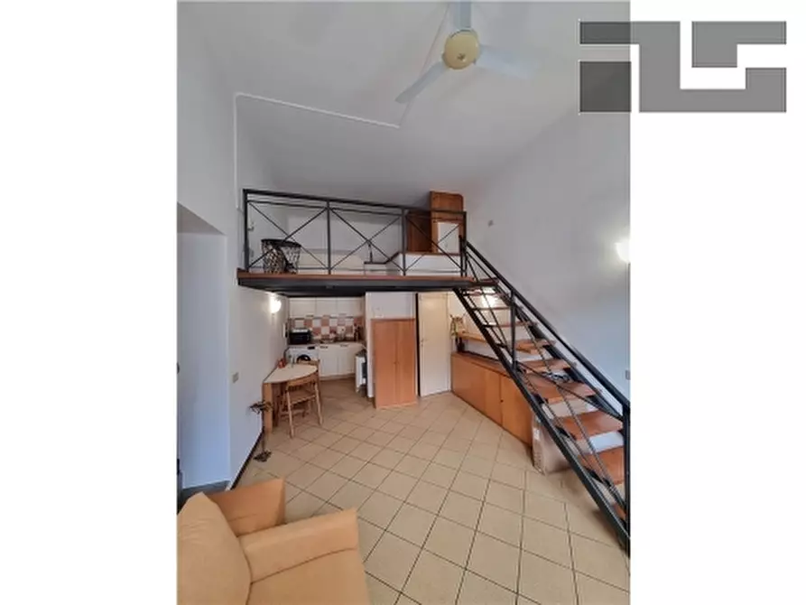 Immagine 2 di Appartamento in affitto  a Firenze