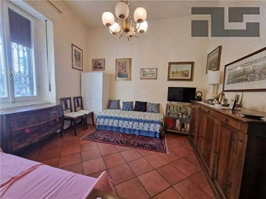Immagine 2 di Appartamento in vendita  a Firenze