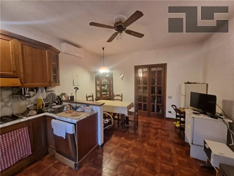 Immagine 7 di Appartamento in vendita  a Impruneta