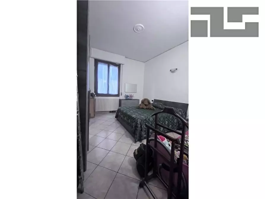 Immagine 11 di Appartamento in vendita  a Firenze