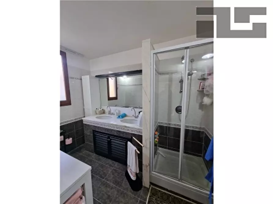 Immagine 27 di Appartamento in vendita  a Fiesole