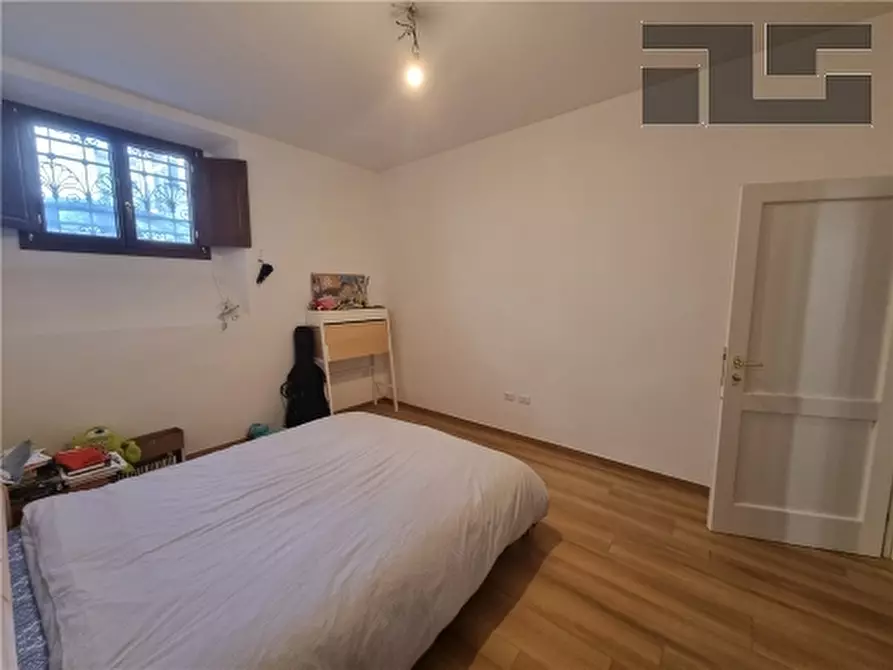 Immagine 15 di Appartamento in vendita  a Firenze