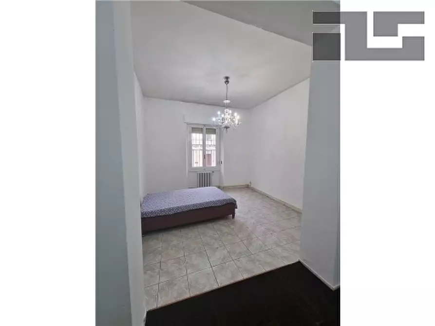 Immagine 11 di Appartamento in vendita  a Firenze