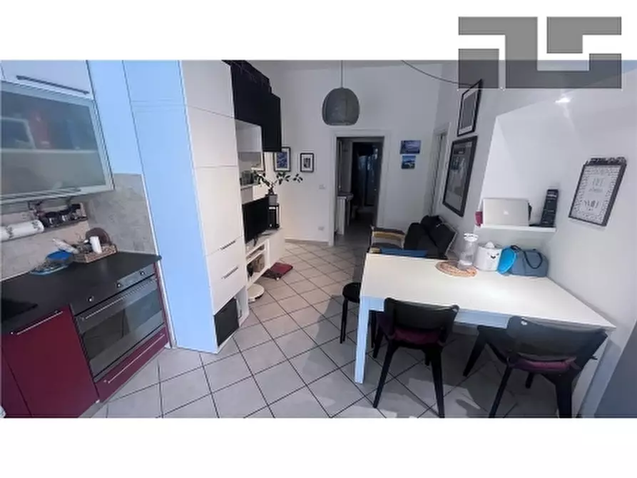 Immagine 3 di Appartamento in vendita  a Firenze