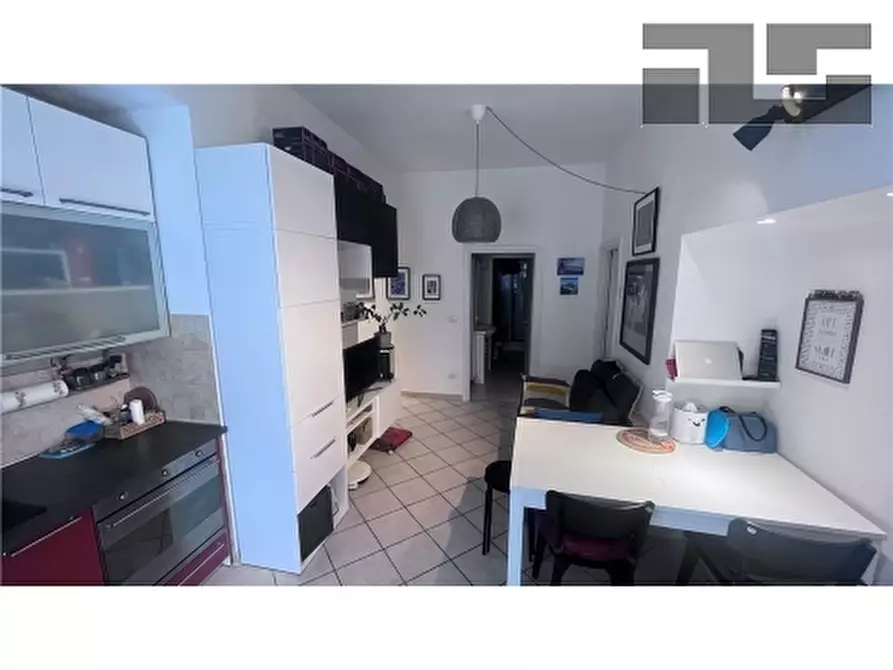 Immagine 4 di Appartamento in vendita  a Firenze