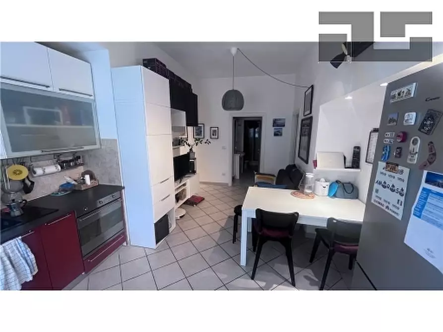 Immagine 5 di Appartamento in vendita  a Firenze