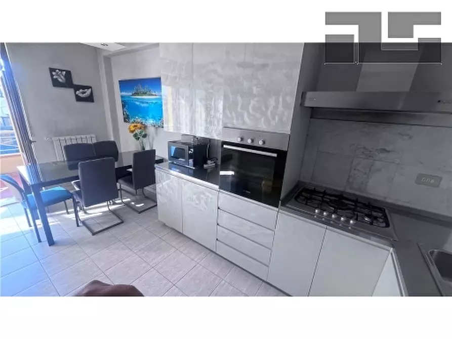 Immagine 2 di Appartamento in vendita  a Borgo San Lorenzo