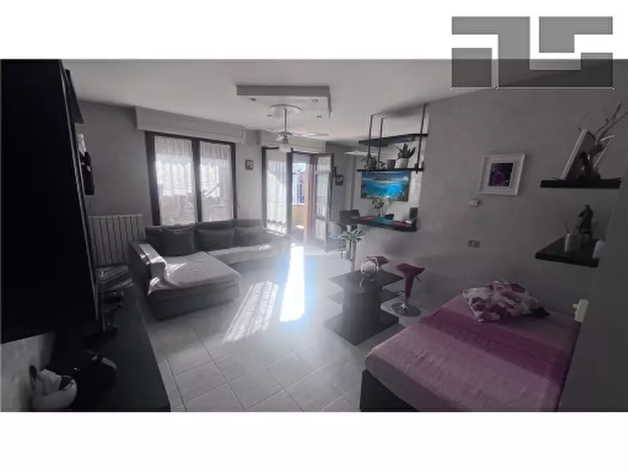 Immagine 4 di Appartamento in vendita  a Borgo San Lorenzo