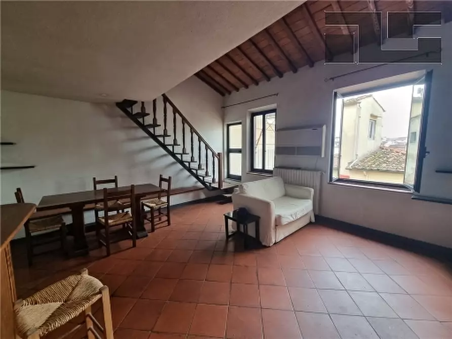 Immagine 1 di Appartamento in affitto  a Firenze