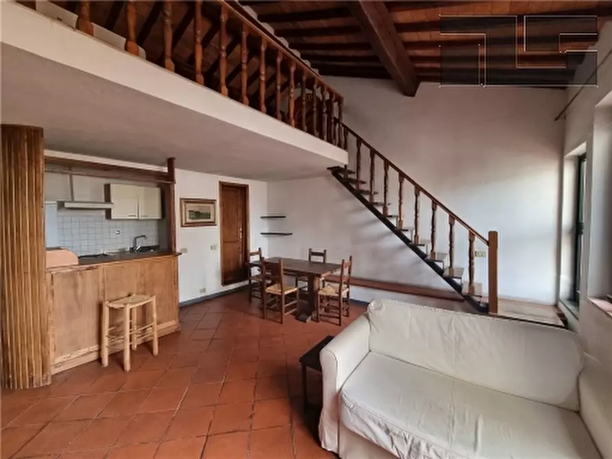 Immagine 2 di Appartamento in affitto  a Firenze