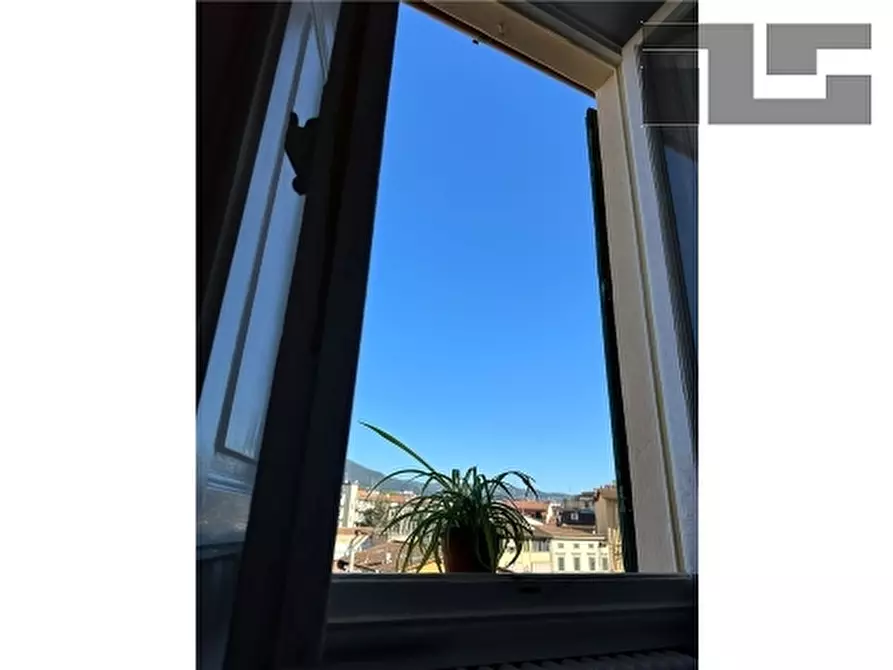 Immagine 5 di Appartamento in vendita  a Firenze
