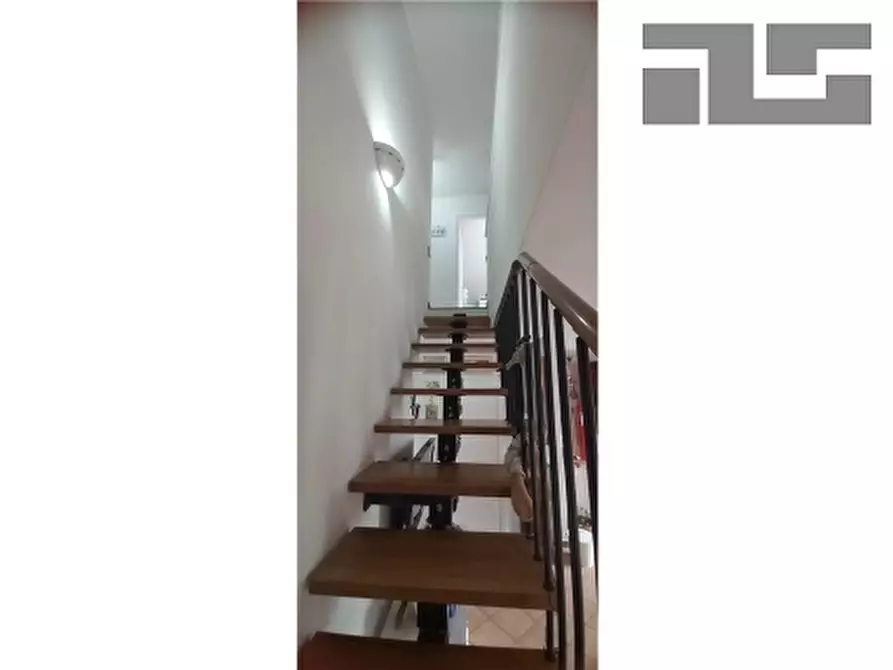 Immagine 9 di Appartamento in vendita  a Scarperia E San Piero