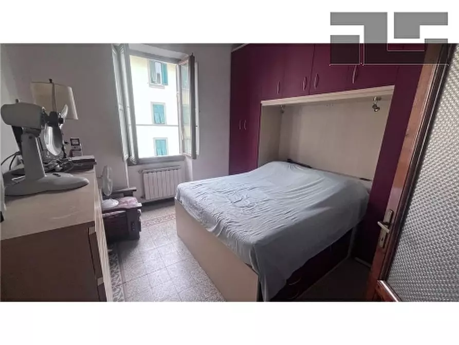 Immagine 12 di Appartamento in vendita  a Firenze