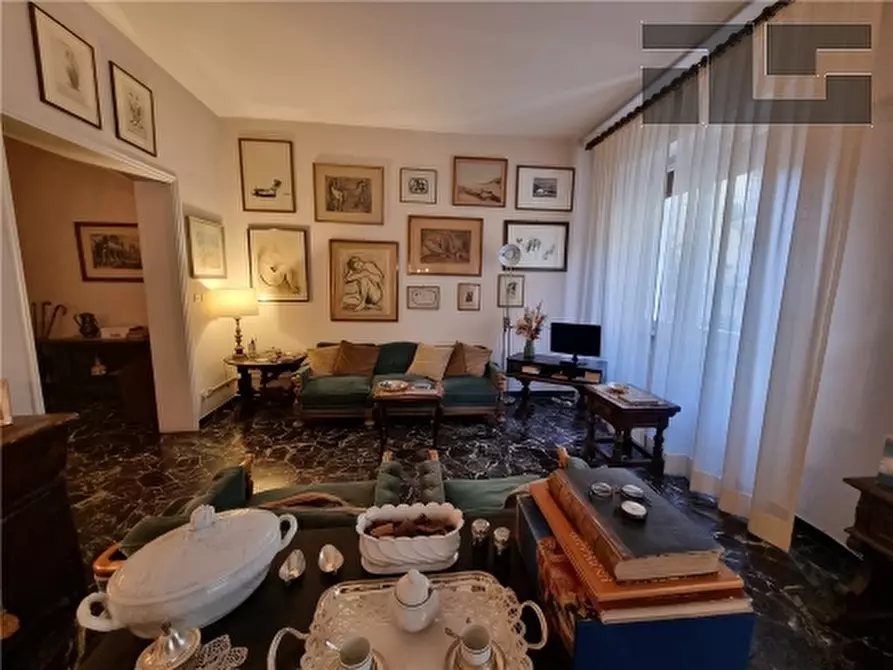 Immagine 6 di Appartamento in vendita  a Firenze