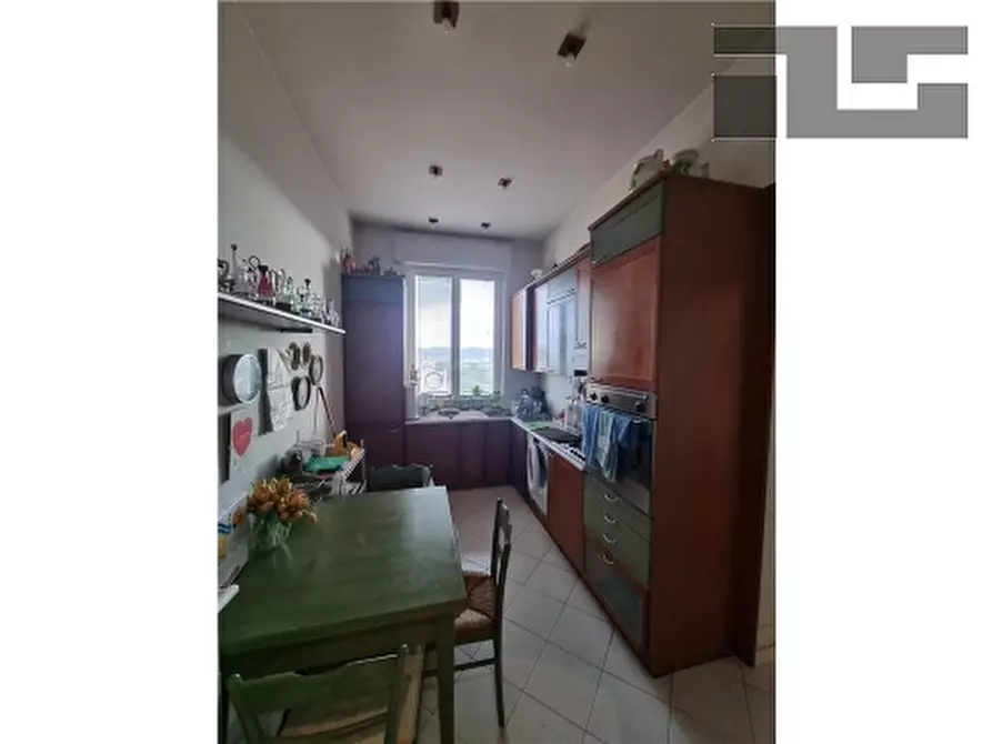 Immagine 5 di Appartamento in vendita  a Firenze