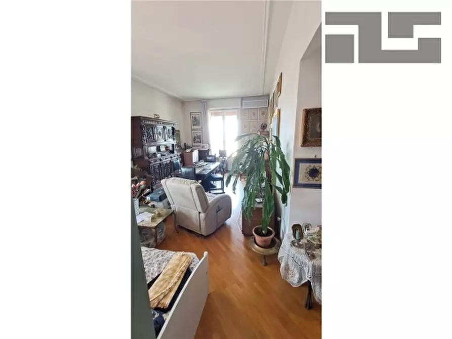 Immagine 7 di Appartamento in vendita  a Firenze