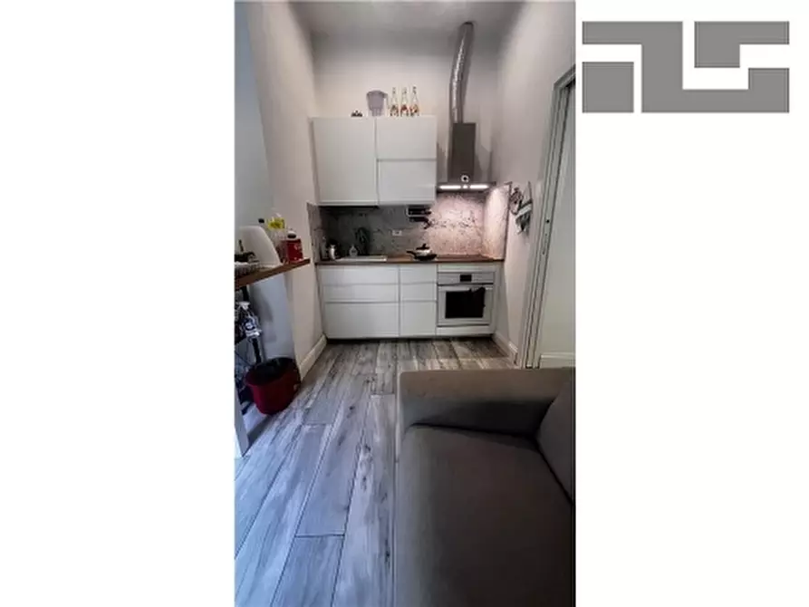 Immagine 3 di Appartamento in vendita  a Firenze
