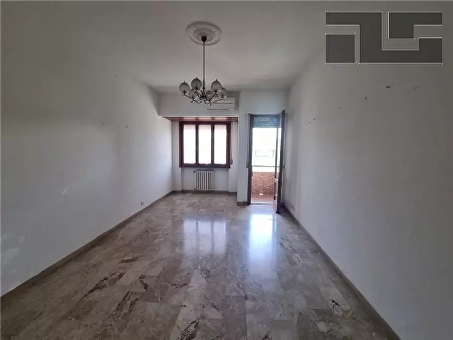Immagine 6 di Appartamento in vendita  a Firenze