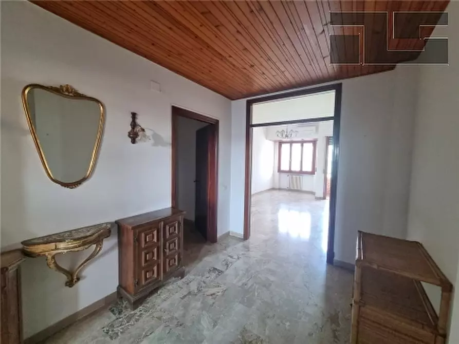 Immagine 8 di Appartamento in vendita  a Firenze