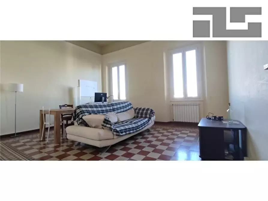 Immagine 1 di Appartamento in vendita  a Firenze