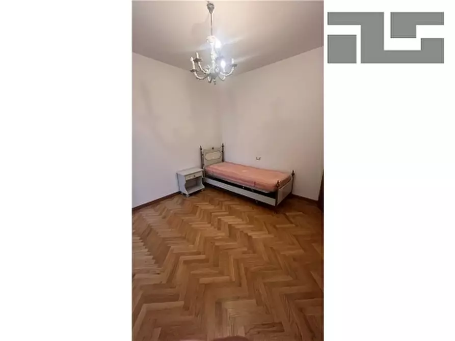 Immagine 11 di Villa in vendita  a Figline E Incisa Valdarno