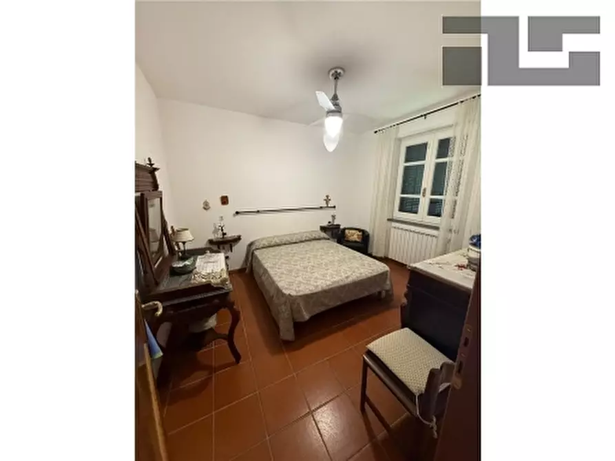 Immagine 5 di Villa in vendita  a Forte Dei Marmi