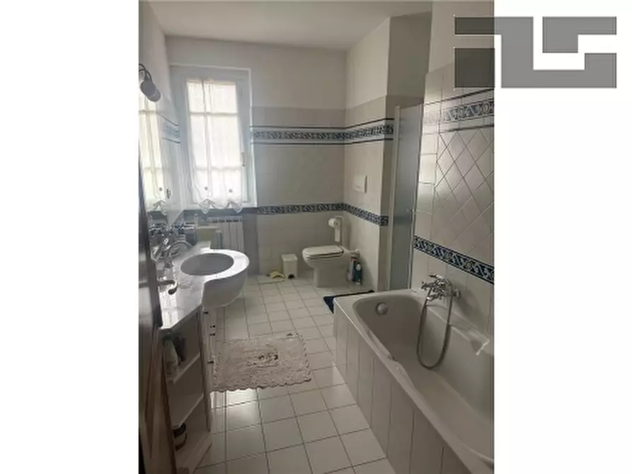 Immagine 16 di Villa in vendita  a Forte Dei Marmi