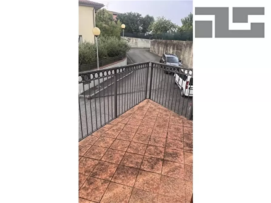 Immagine 14 di Villa in vendita  a Figline E Incisa Valdarno