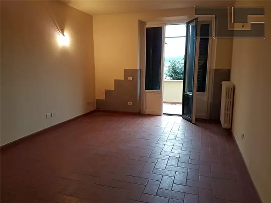 Immagine 7 di Villa in vendita  a Fiesole