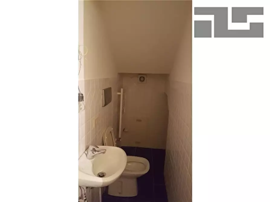 Immagine 14 di Villa in vendita  a Fiesole