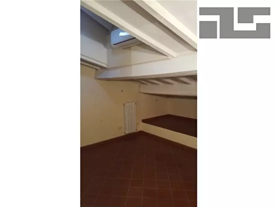 Immagine 15 di Villa in vendita  a Fiesole