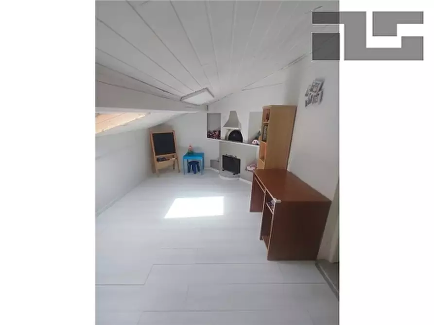 Immagine 12 di Villa in vendita  a Scandicci