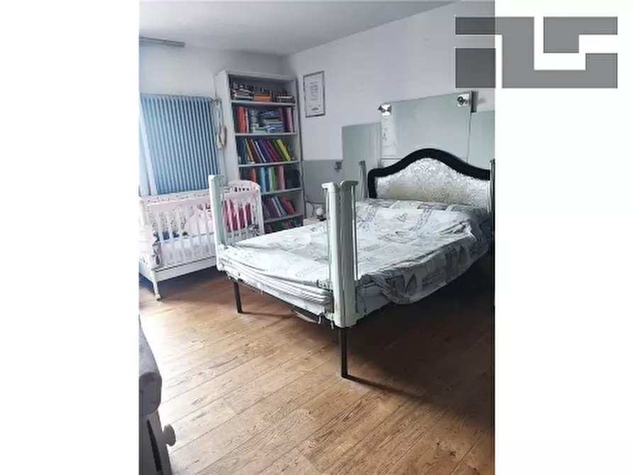 Immagine 18 di Villa in vendita  a Scandicci