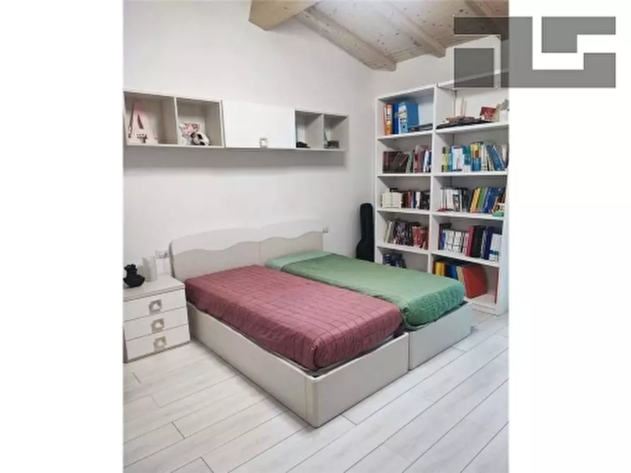 Immagine 32 di Villa in vendita  a Scandicci