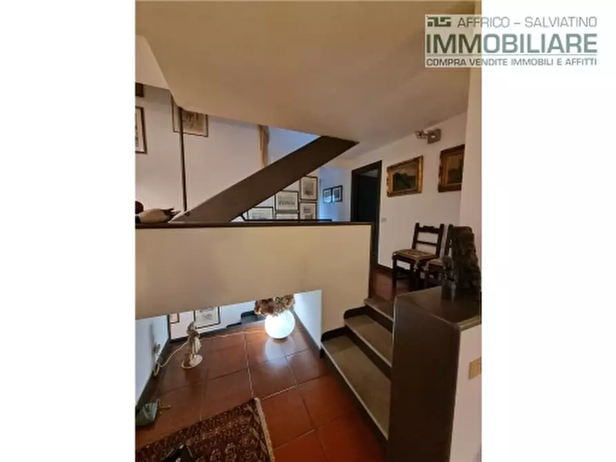 Immagine 1 di Villa in vendita  a Bagno A Ripoli