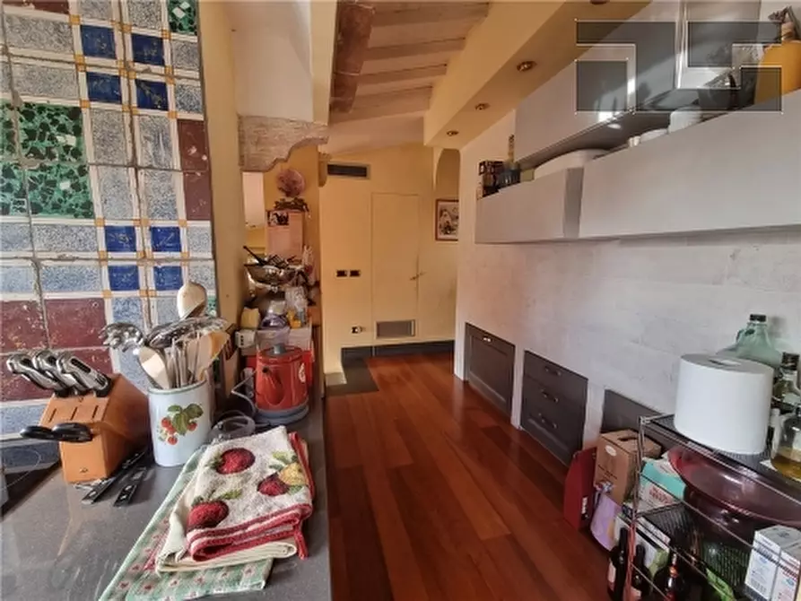 Immagine 11 di Villa in vendita  a Impruneta