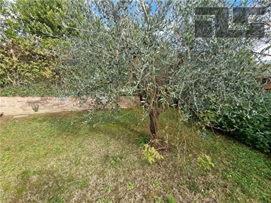 Immagine 24 di Villa in vendita  a Impruneta