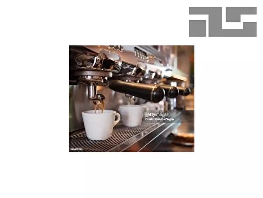 Immagine 3 di Negozio in vendita  a Firenze