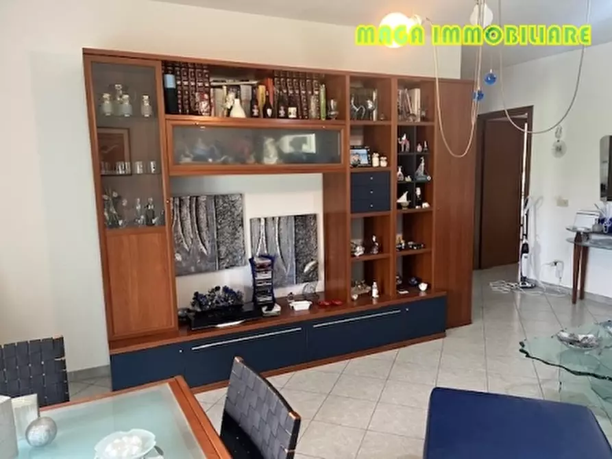 Immagine 5 di Appartamento in vendita  a Campi Bisenzio