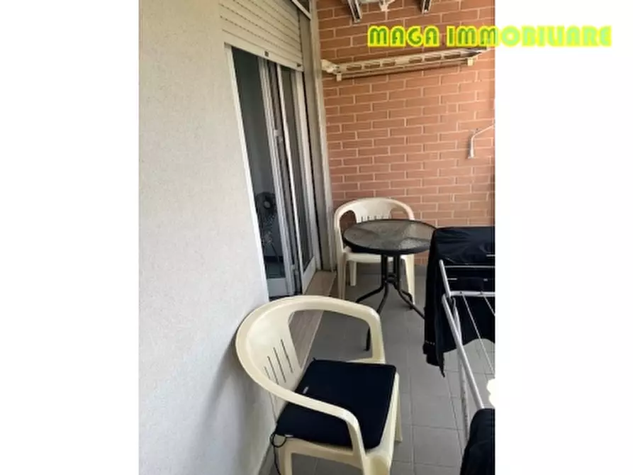 Immagine 13 di Appartamento in vendita  a Campi Bisenzio