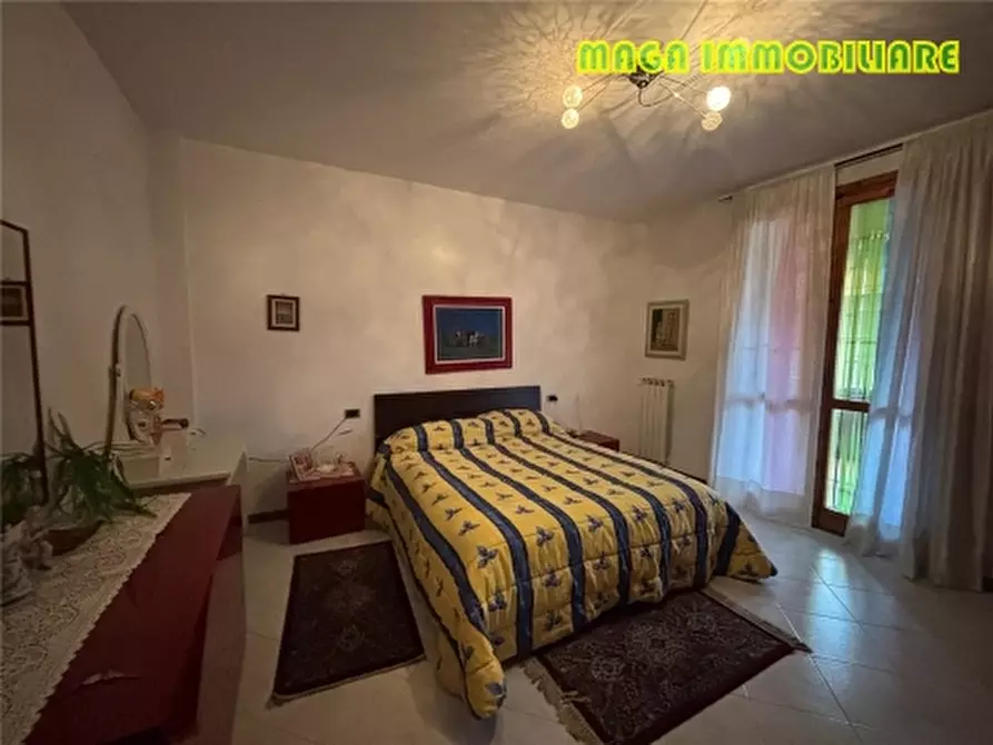 Immagine 7 di Appartamento in vendita  a Campi Bisenzio