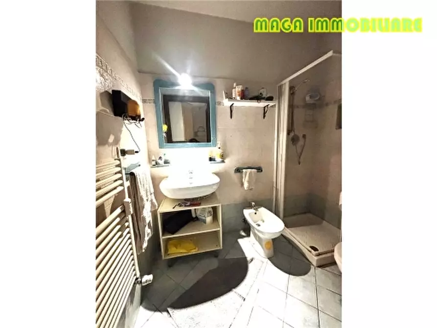 Immagine 4 di Appartamento in vendita  a Campi Bisenzio