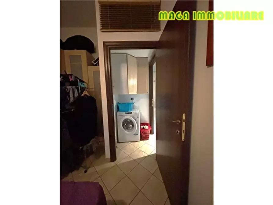 Immagine 7 di Appartamento in vendita  a Campi Bisenzio