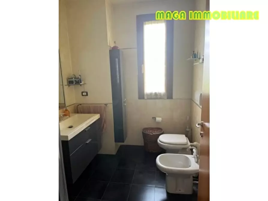 Immagine 10 di Appartamento in vendita  a Signa