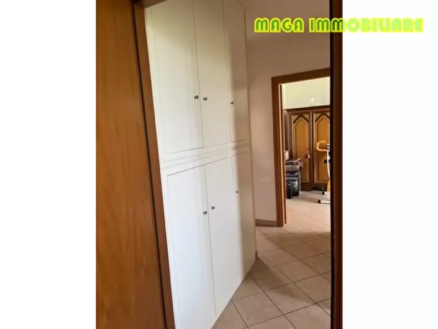 Immagine 12 di Appartamento in vendita  a Signa