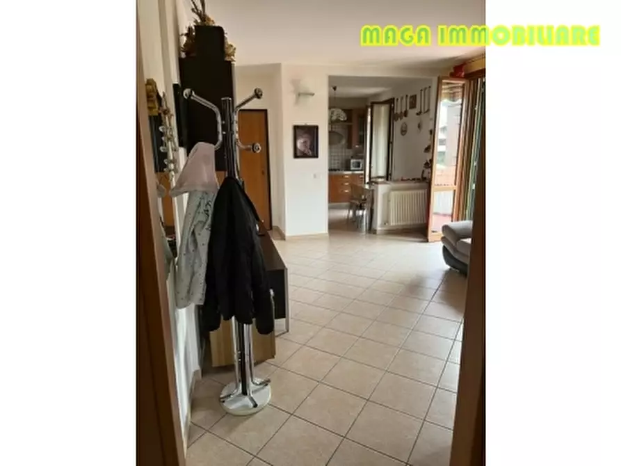 Immagine 13 di Appartamento in vendita  a Signa