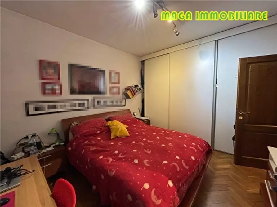 Immagine 6 di Appartamento in vendita  a Campi Bisenzio