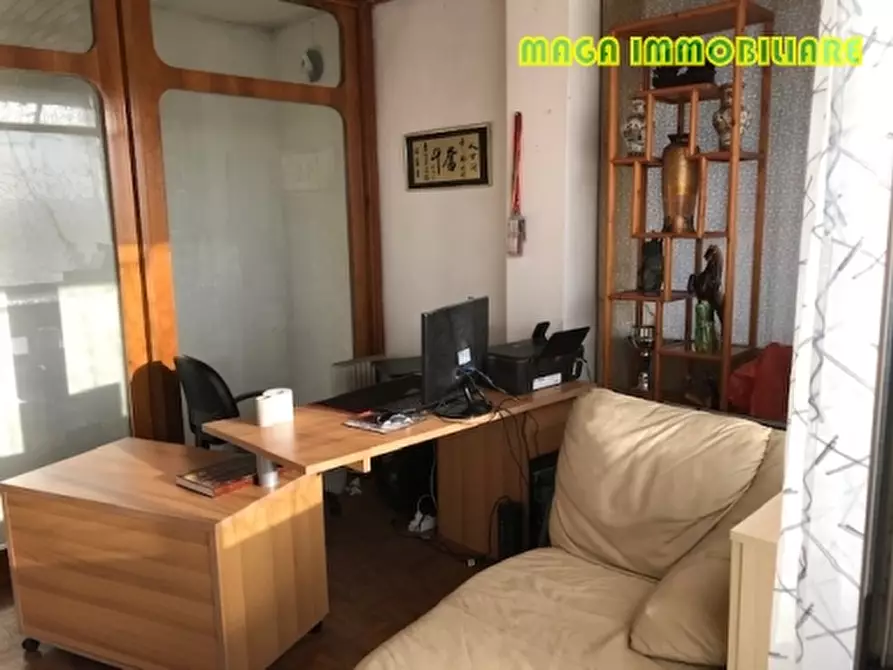 Immagine 4 di Appartamento in vendita  a Campi Bisenzio